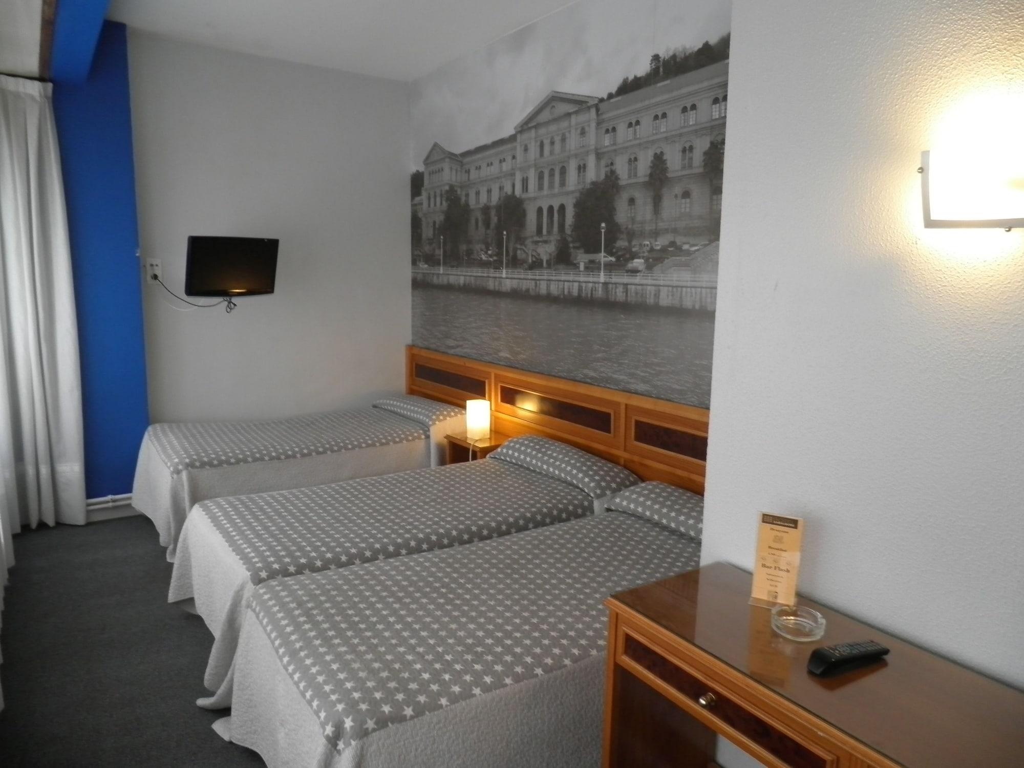 Hotel Photo Zabalburu บิลเบา ภายนอก รูปภาพ