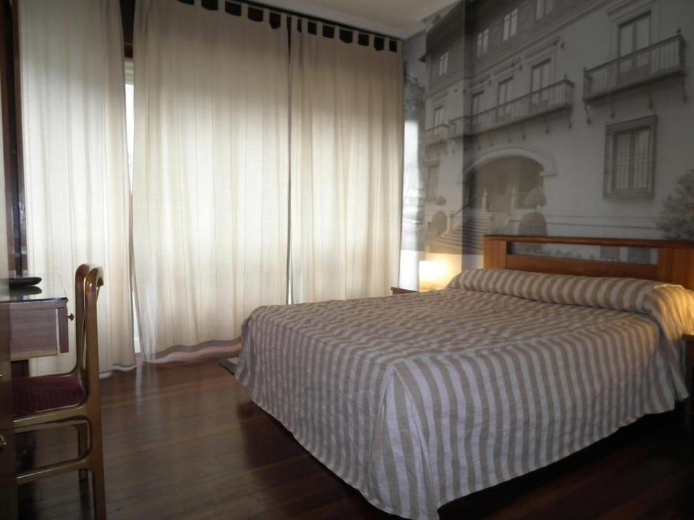 Hotel Photo Zabalburu บิลเบา ภายนอก รูปภาพ