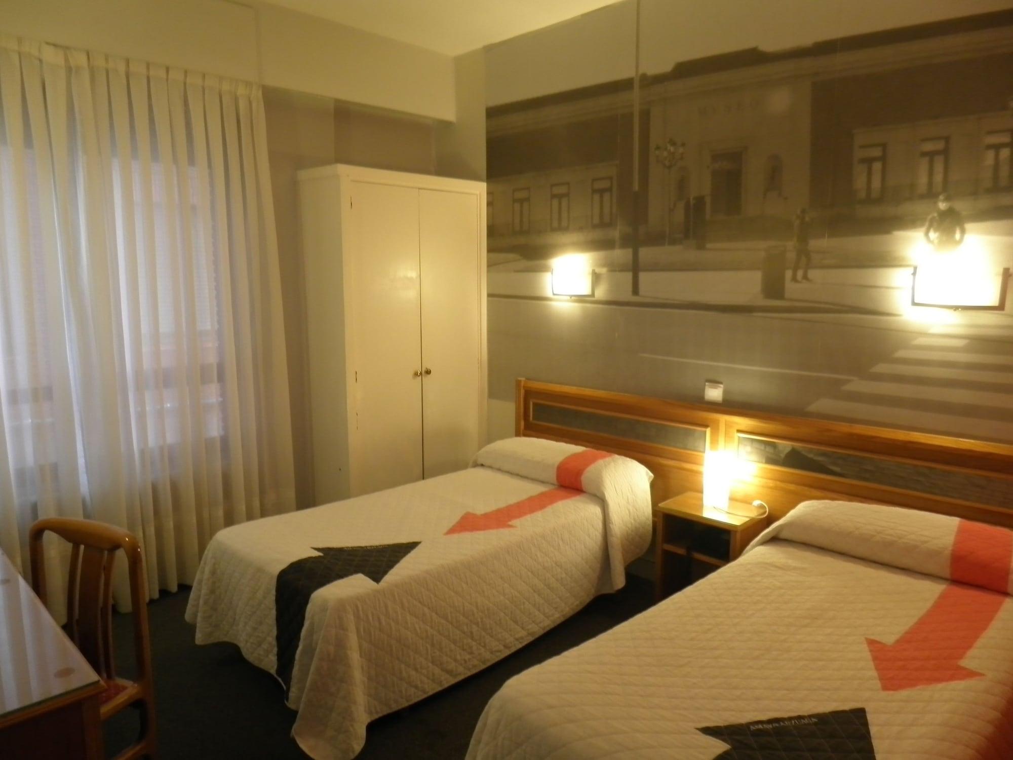 Hotel Photo Zabalburu บิลเบา ภายนอก รูปภาพ