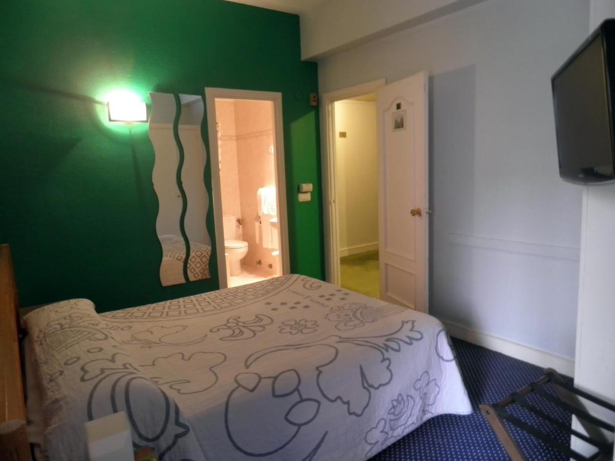 Hotel Photo Zabalburu บิลเบา ภายนอก รูปภาพ