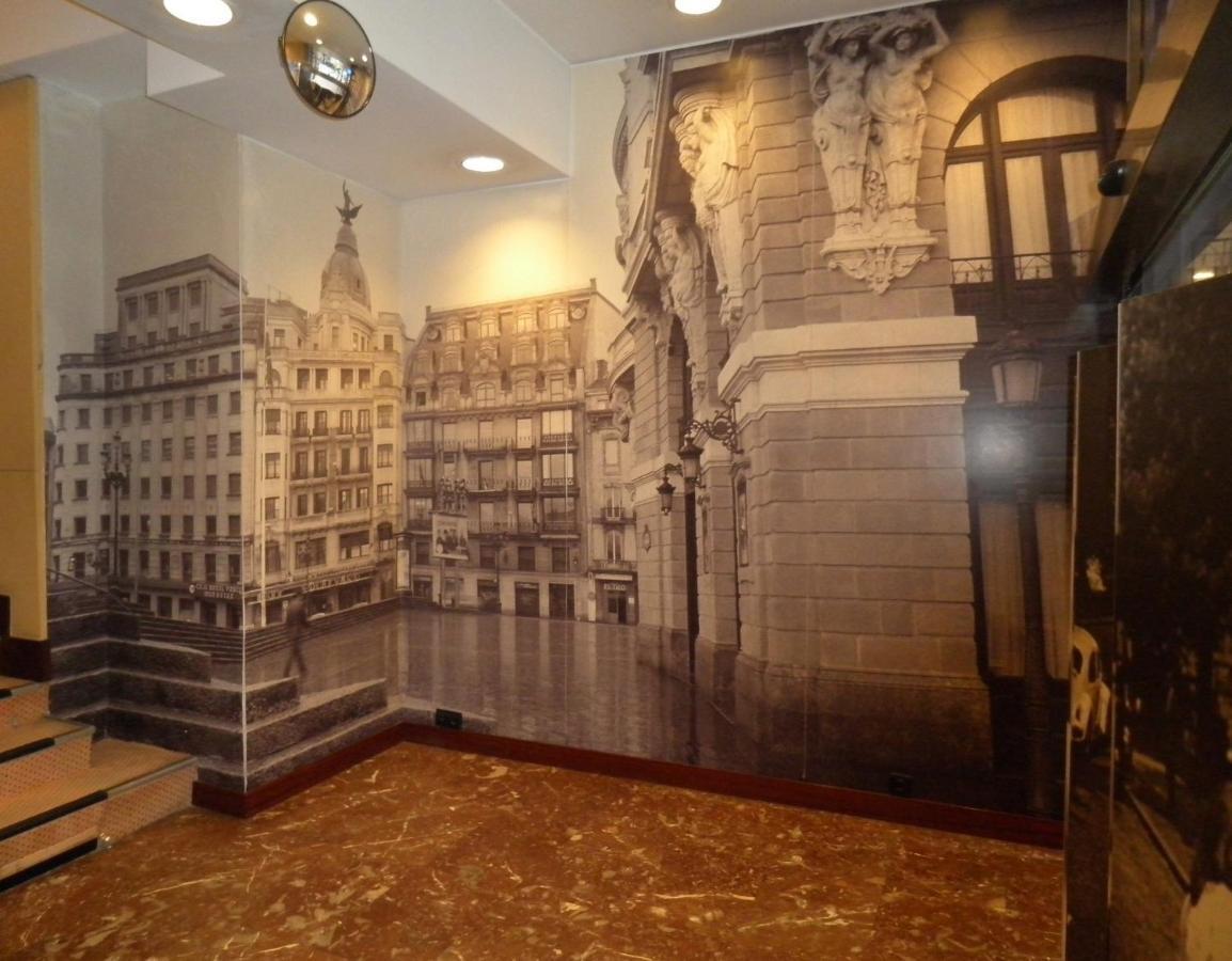 Hotel Photo Zabalburu บิลเบา ภายนอก รูปภาพ