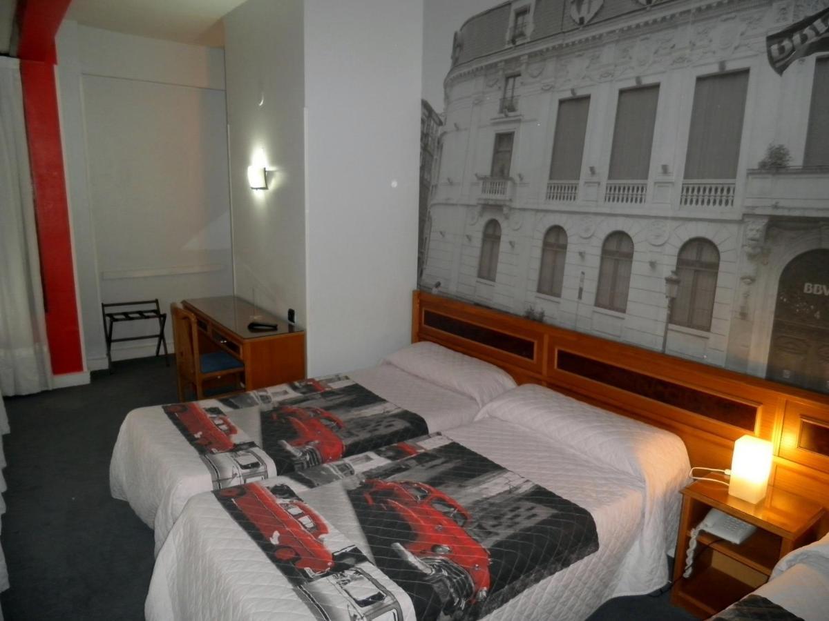 Hotel Photo Zabalburu บิลเบา ภายนอก รูปภาพ